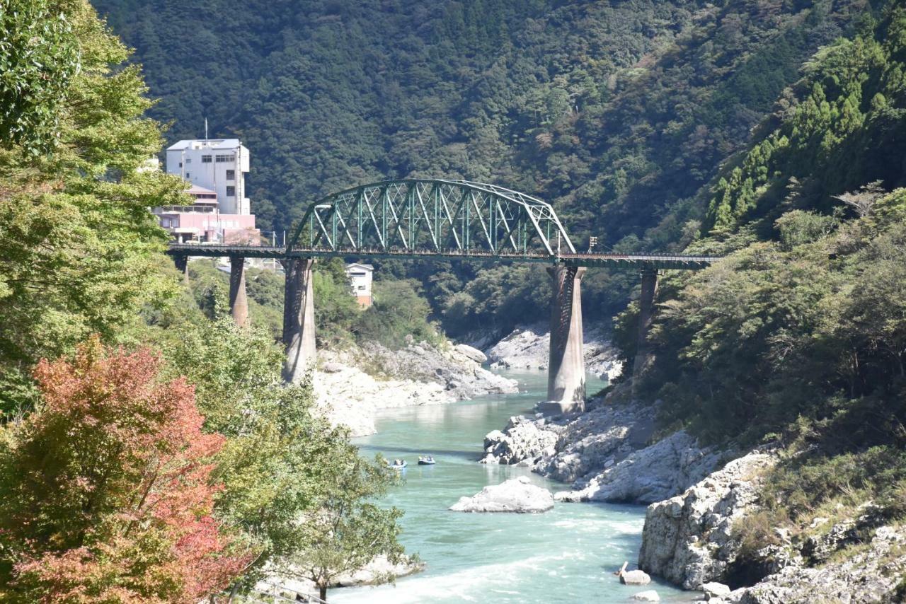 4S STAY Awaikeda Ekimae Miyoshi  Bagian luar foto
